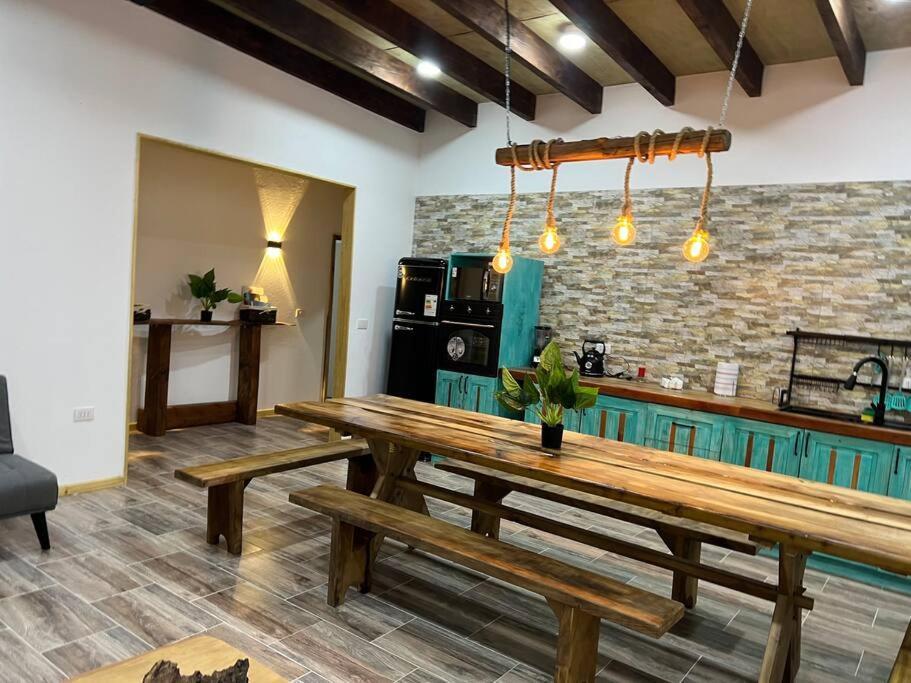 Casa Gold Con Tinaja De Agua Caliente Gratis *