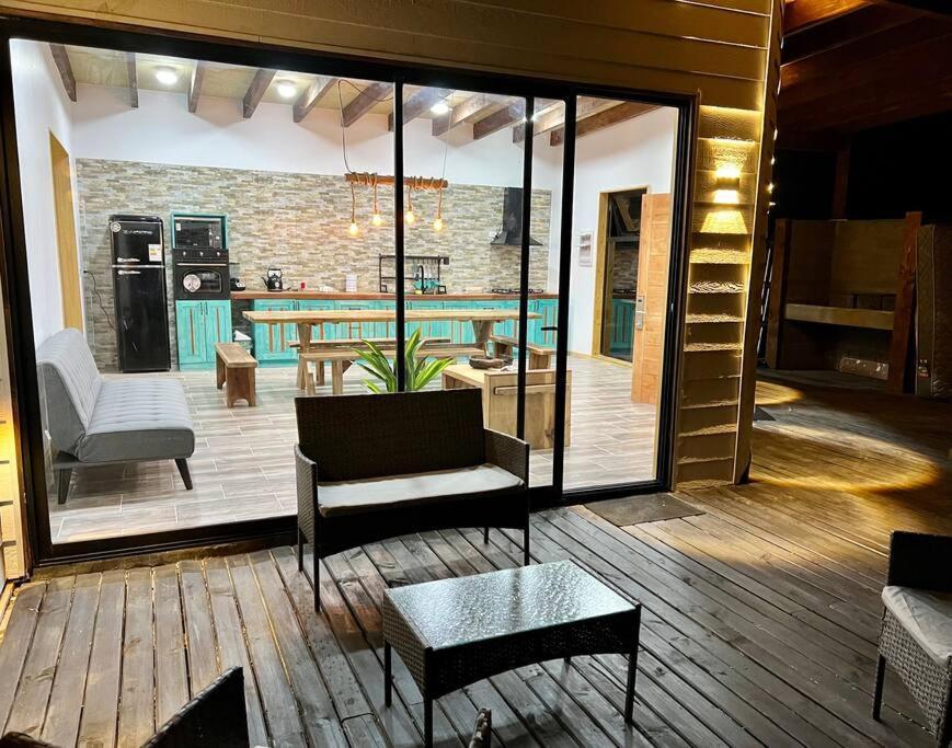 Casa Gold Con Tinaja De Agua Caliente Gratis * Panguipulli